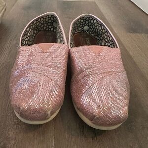 Pink glitter toms